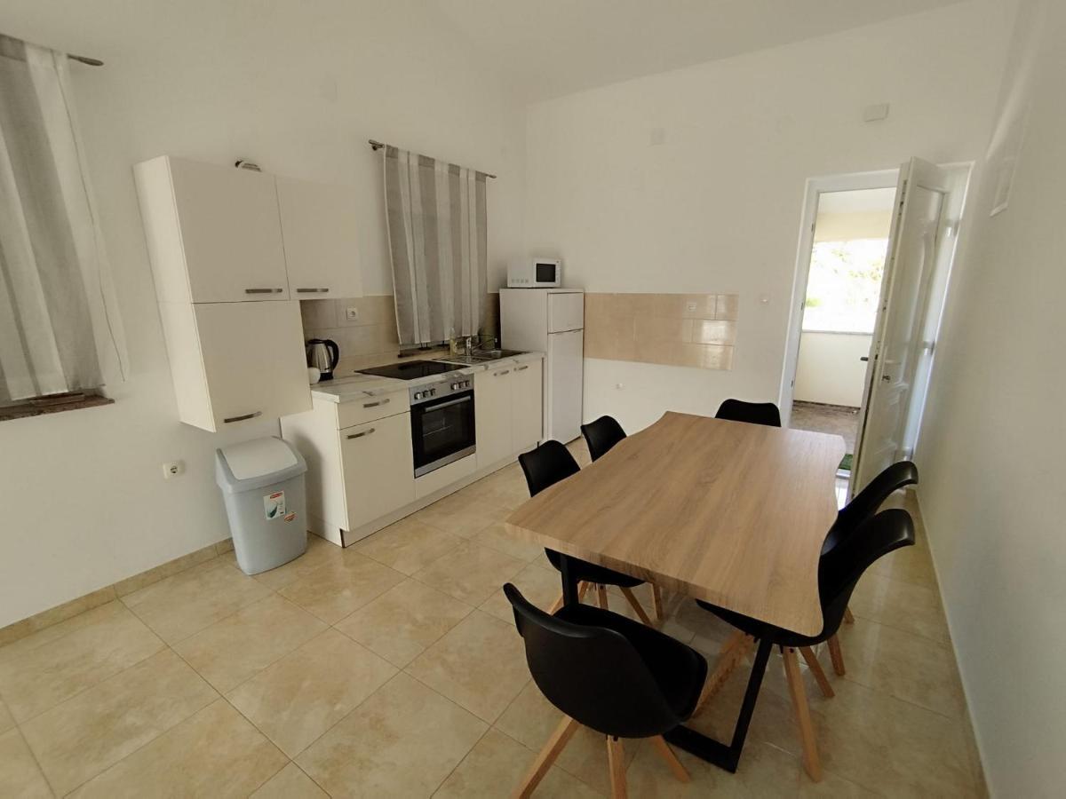 Apartmani Bakran Lopar Exteriör bild