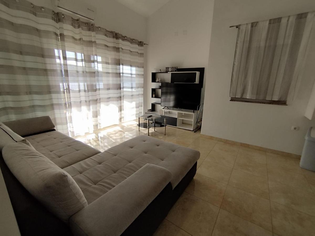 Apartmani Bakran Lopar Exteriör bild